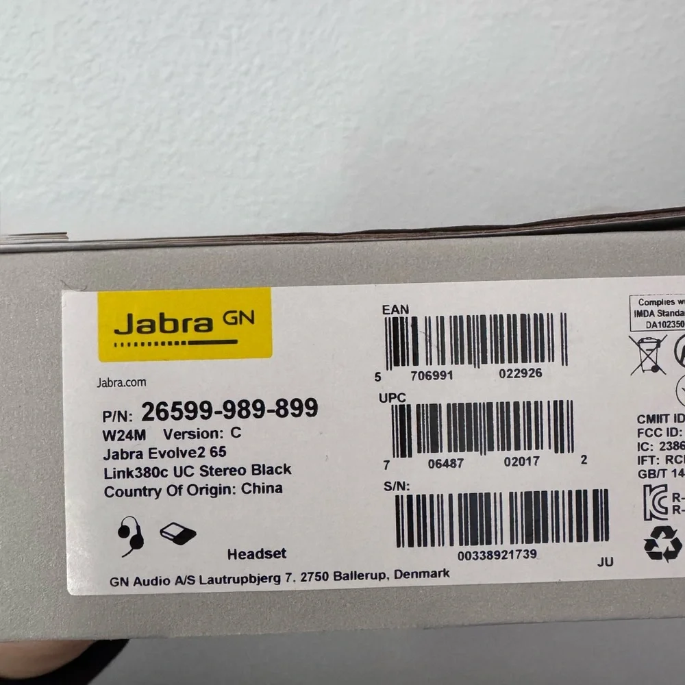 Jabra Evolve2 65 with Link 380c Headset